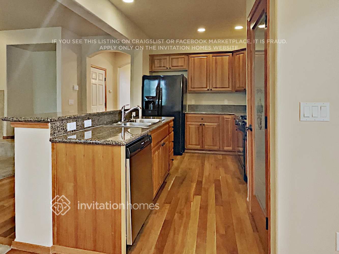 Building Photo - 1717 Weaver Way