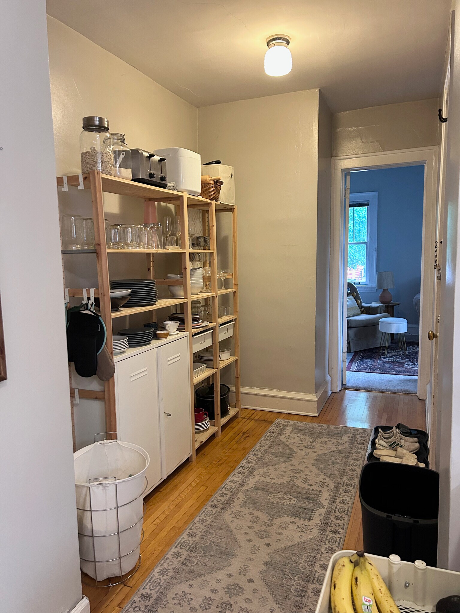 Hallway to third bedroom off kitchen - 4947 York Ave S