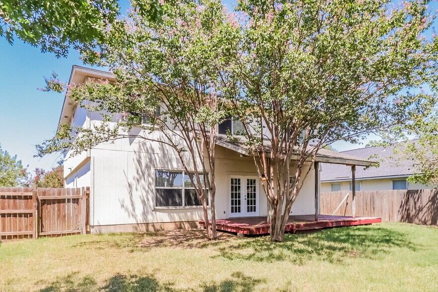 Building Photo - 504 Country Estates Dr