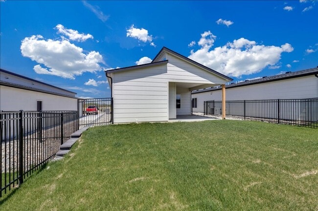Building Photo - Beautiful Four Bedroom, Two Bathroom Falcon Falls