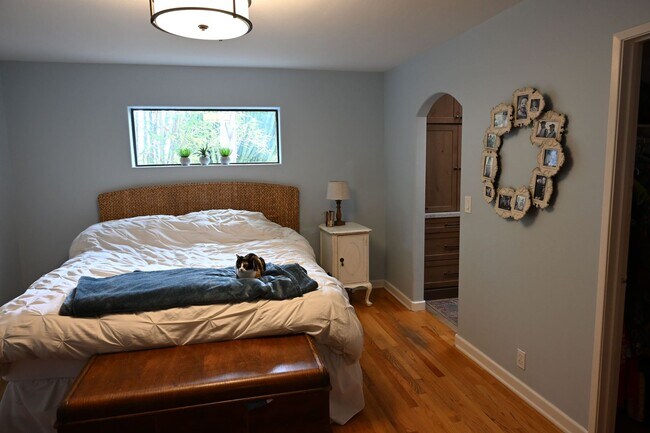 Building Photo - Remodeled Hilltop Home with a View
