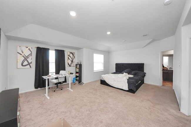 Building Photo - 7943 Vacek Meadows Loop