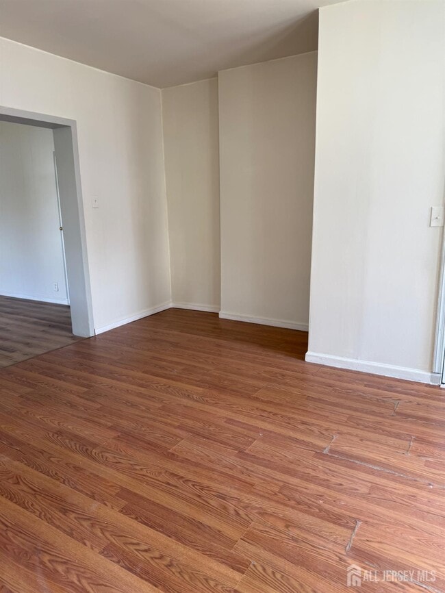 Building Photo - 400 High St