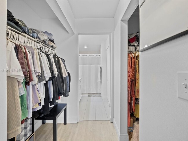 Building Photo - 11065 NW 38th Pl