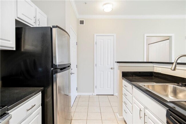 Building Photo - ****903 Providence Place – Luxury Living in the Heart of Providence - $2,250**