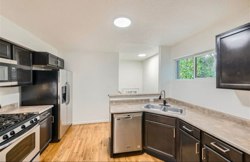 Building Photo - 668 S Lowell Blvd