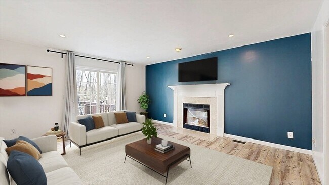 Building Photo - 12 Coldbrook Rd