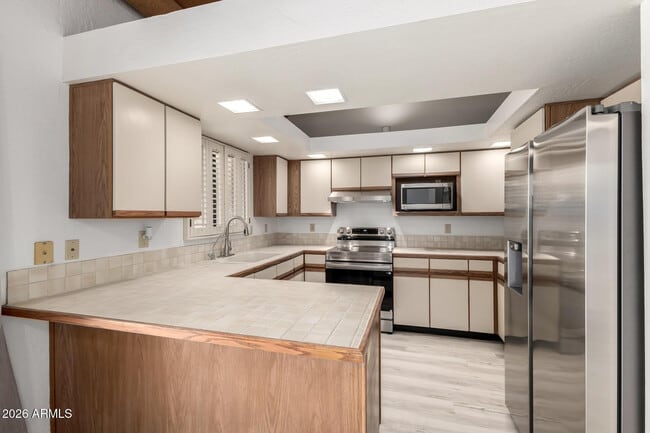 Building Photo - 14428 N Lariat Ln