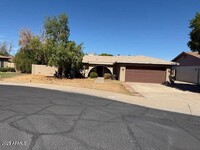 Building Photo - 5044 W Mercer Ln