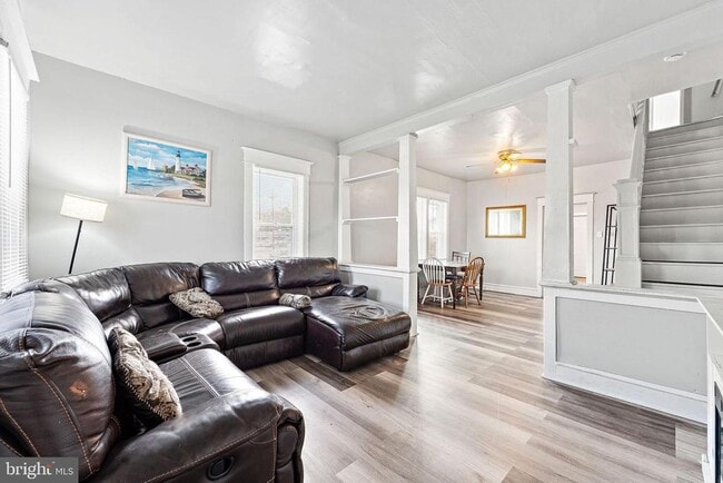 Building Photo - 1945 Cooper St