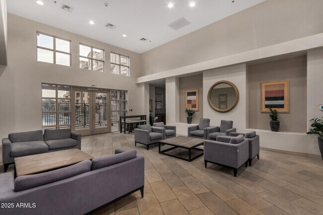 Building Photo - 2302 N Central Ave