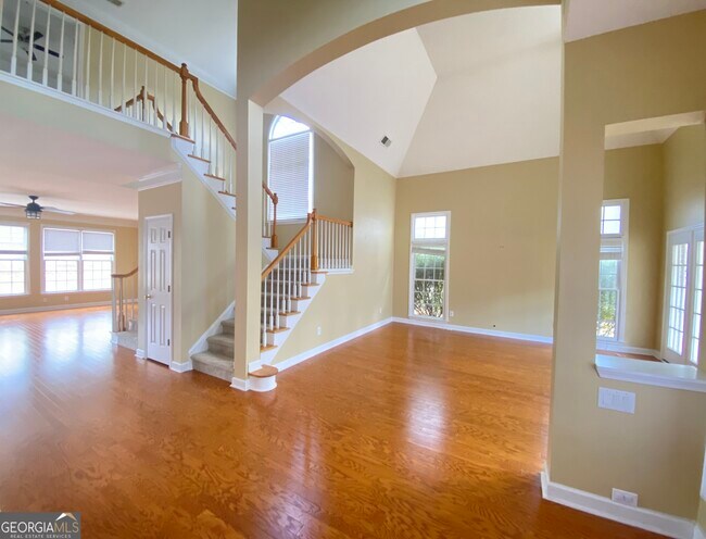 Building Photo - 1606 Cascade Overlook
