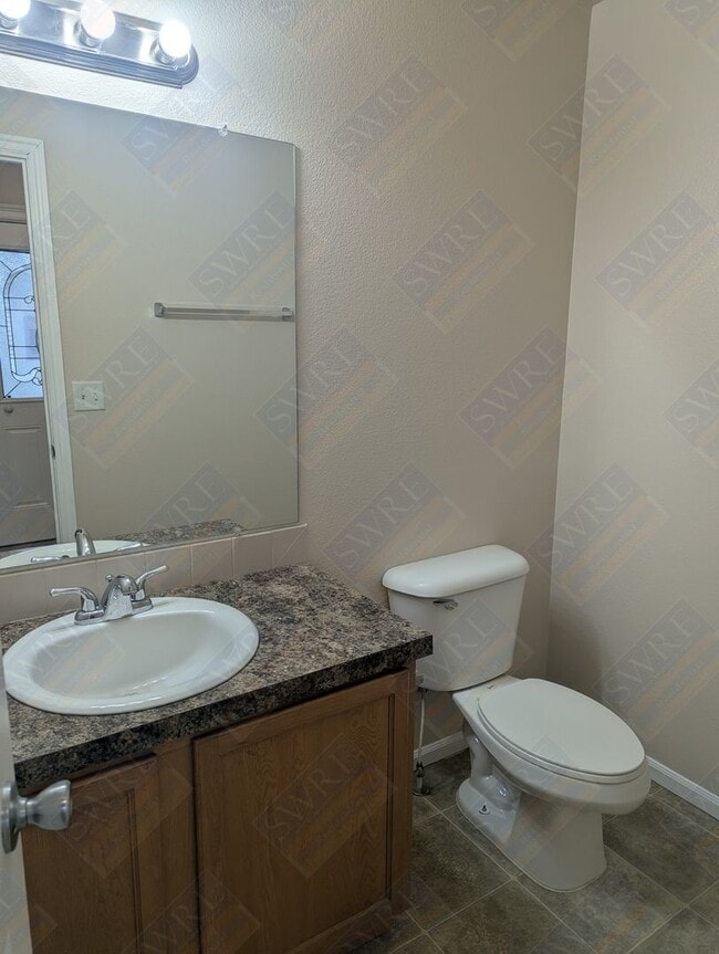 Building Photo - 405 Archers Trail-