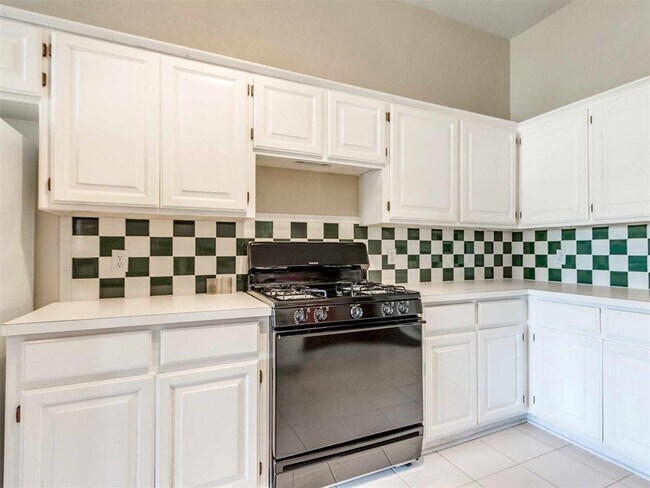 Building Photo - 15113 Stone Meadows Dr