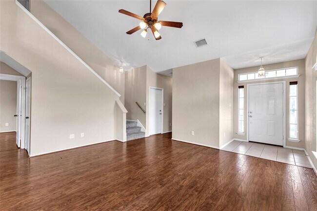 Building Photo - 3730 Castle Rock Dr