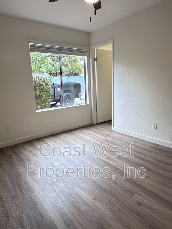 Building Photo - 3539 Roosevelt St