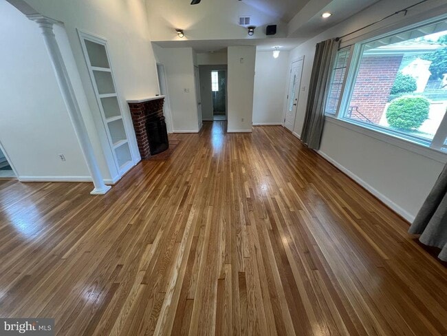Building Photo - 2314 Eccleston St
