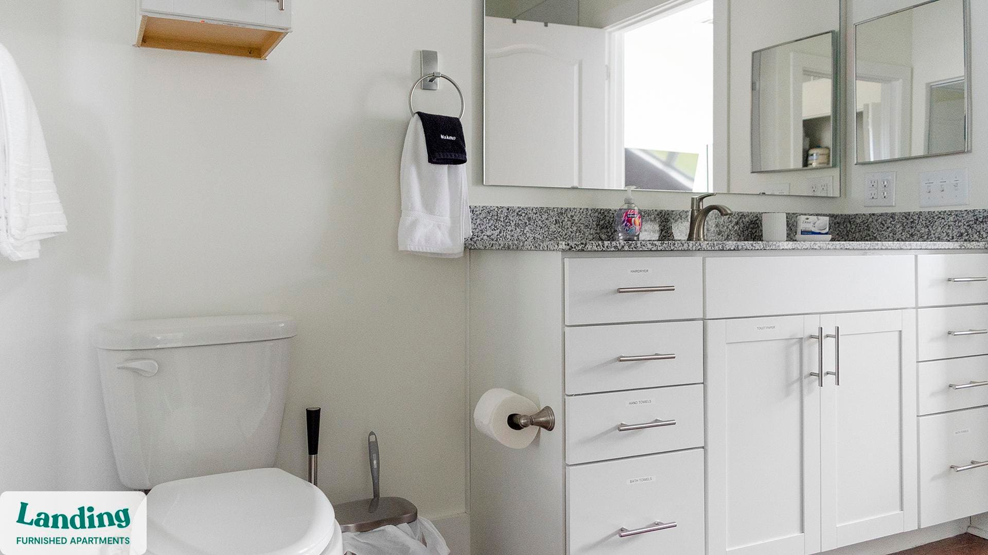 Building Photo - 901 Kelly Green Ln