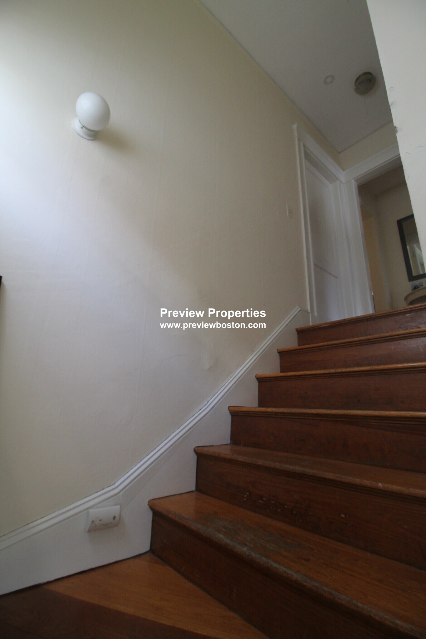 Building Photo - 14 Champney St
