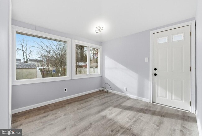 Building Photo - 43 Freeman St