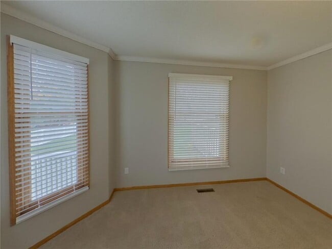 Building Photo - 10071 Raleigh Ct