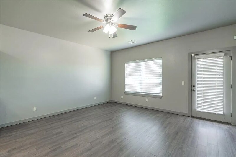 Building Photo - 604 NW 175th St