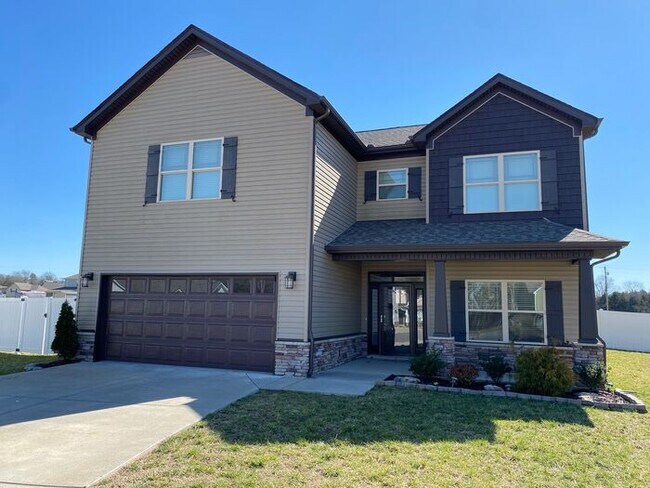 Primary Photo - Beautiful House in Murfreesboro - 2 Car Ga...