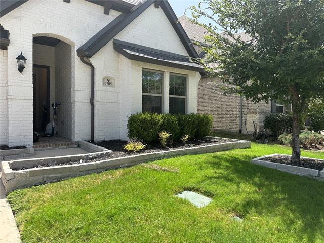 Building Photo - 6705 Marina Cir