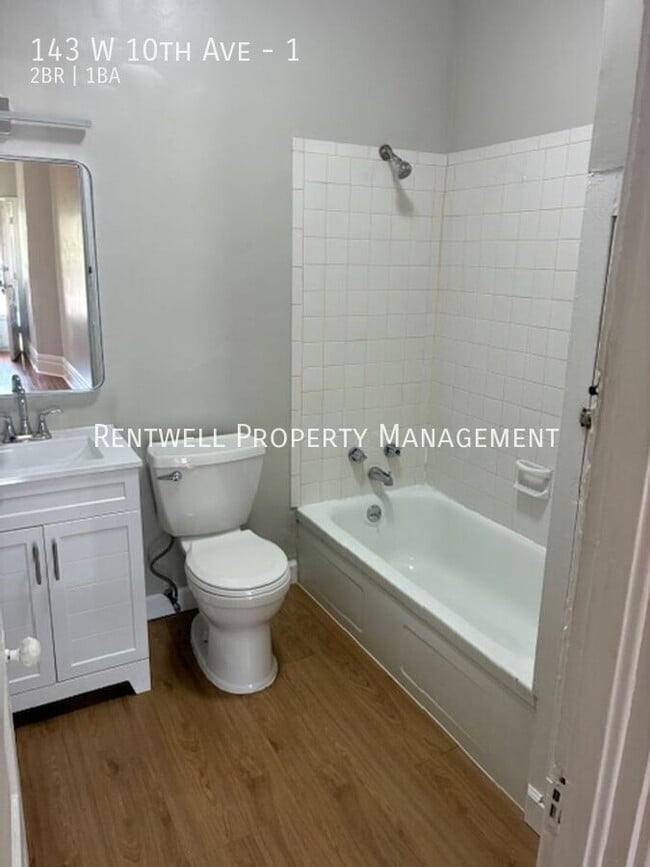 Building Photo - 143 W 10th Ave