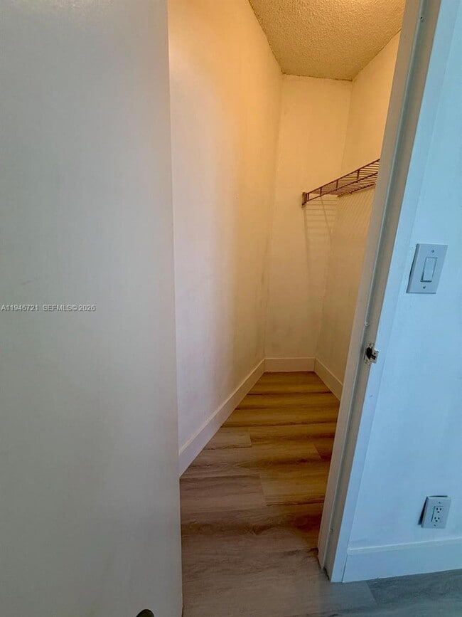 Building Photo - 3725 S Ocean Dr