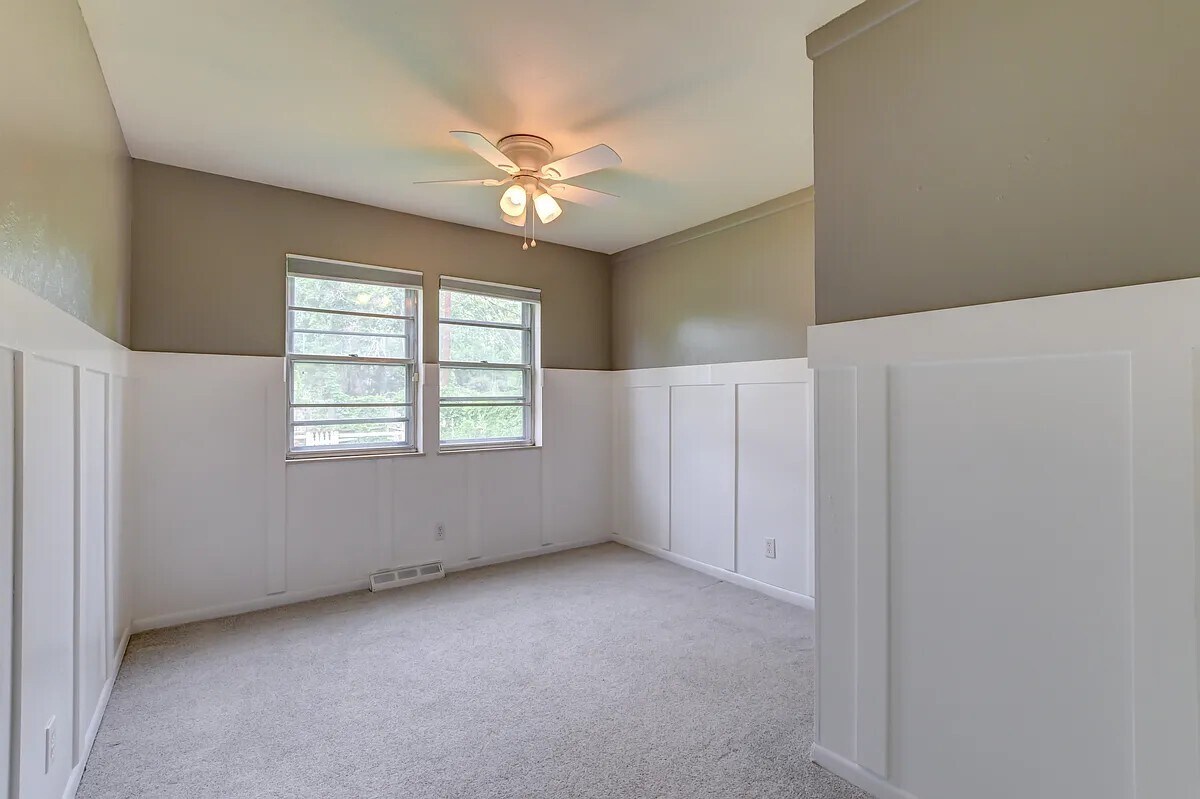 Upstairs Spare Room 2 - 1371 E Bates Ave