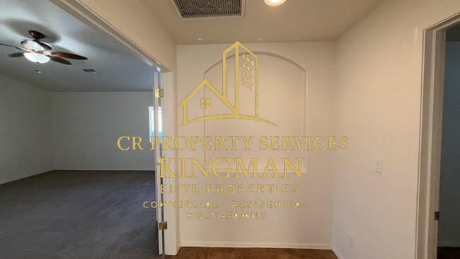 Building Photo - Stunning Home in Kingman – Spacious, Modern, & Move-In Ready!