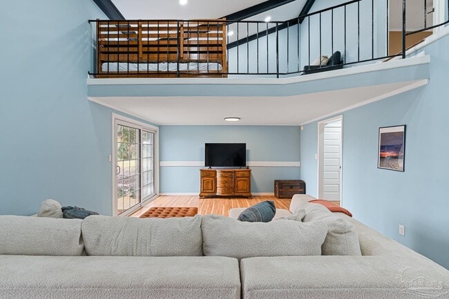 Building Photo - 4844 Huron Dr