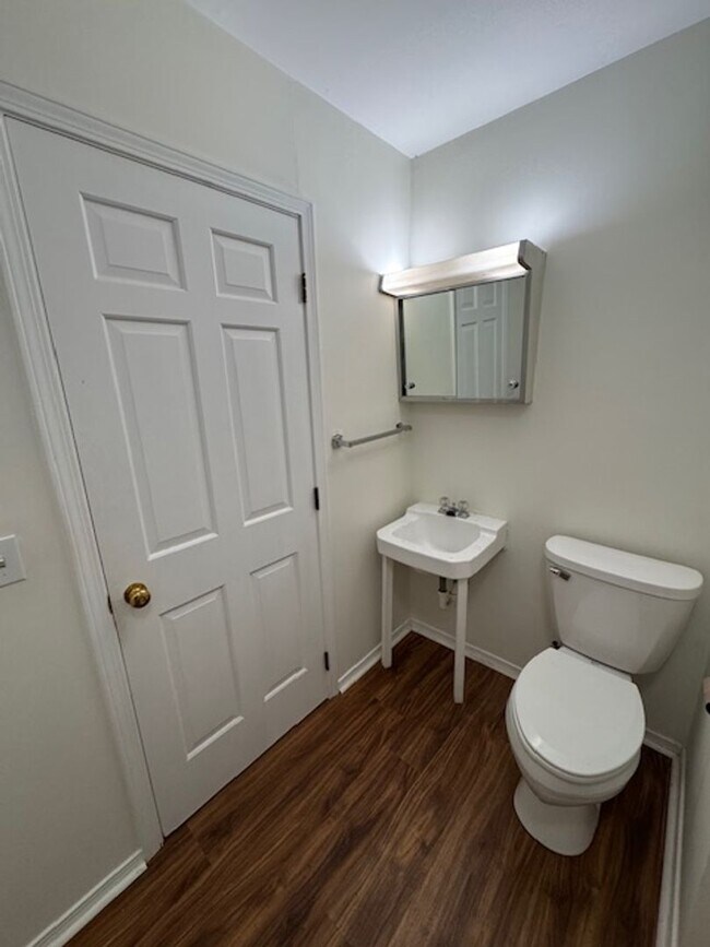 Building Photo - 5115 Louden Dr