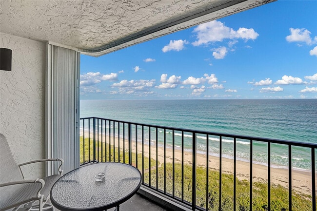 Building Photo - 4200 N Hwy A1A