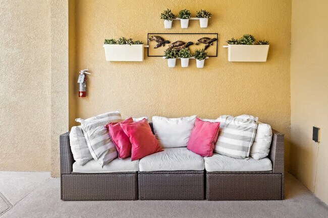 Building Photo - 4799 Terrasonesta Dr