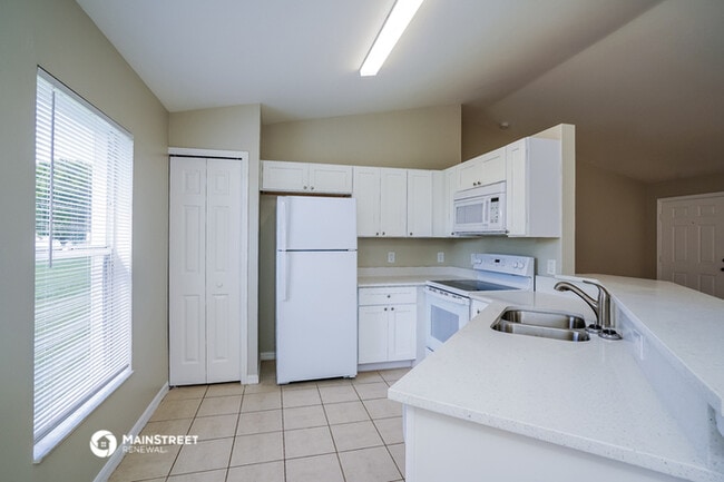 Building Photo - 2050 NW 7th Terrace