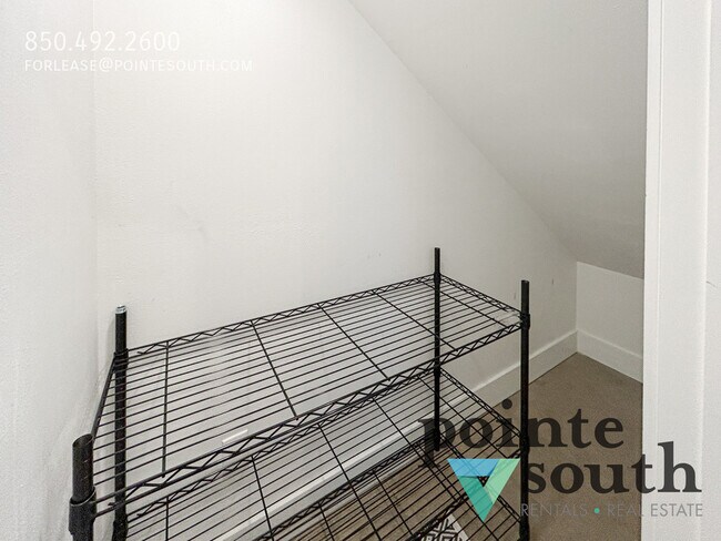 Building Photo - 1219 N Guillemard St