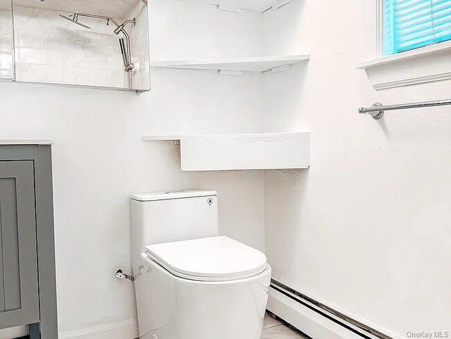 Building Photo - 11 Marshall St