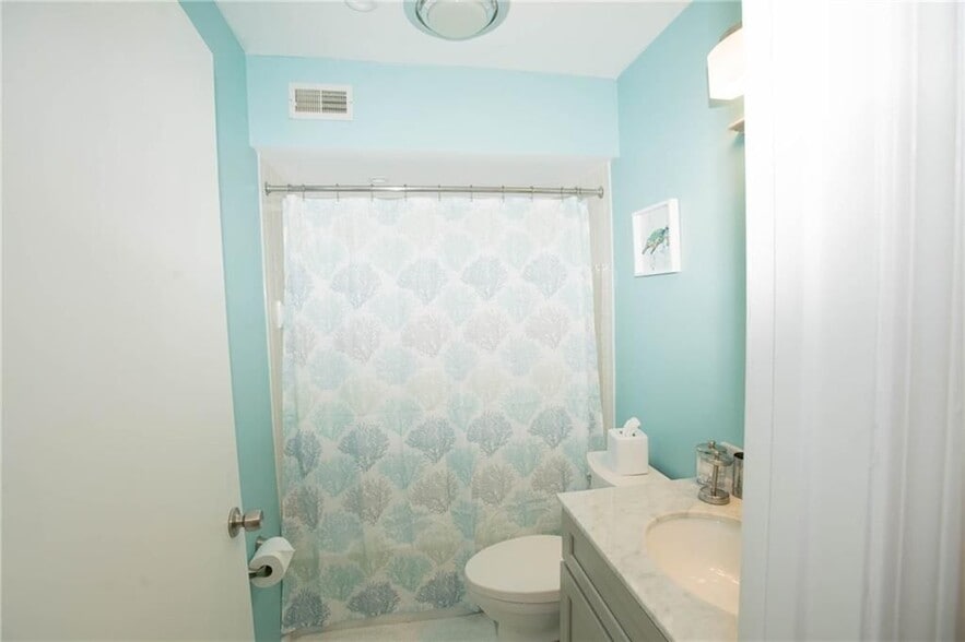 Building Photo - 319 Swans Wharf Row