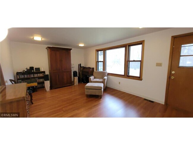 Building Photo - 17815 2nd Ave N