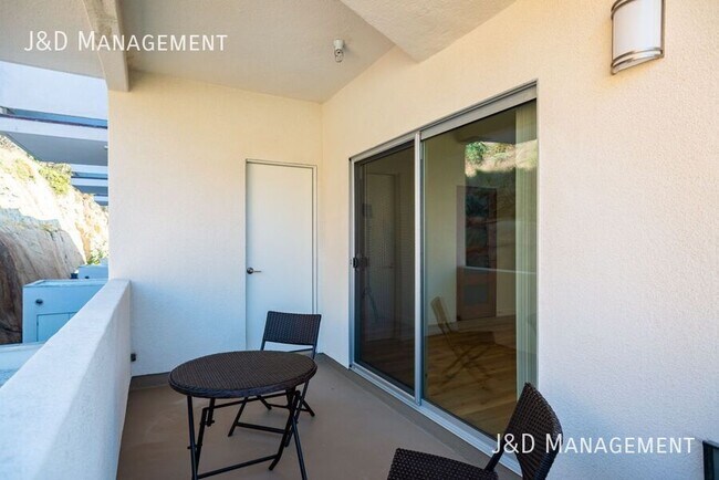 Building Photo - 3333 Reynard Way