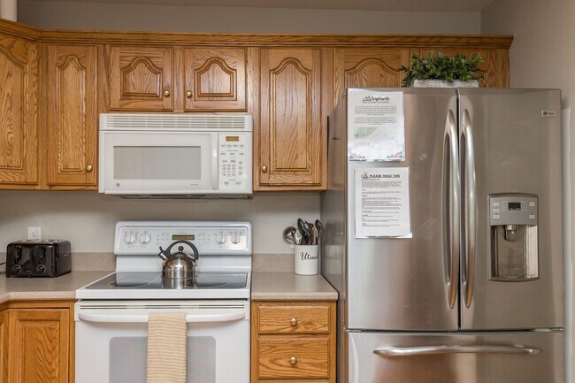 Building Photo - 3 Bedroom Home in Massanutten!!!
