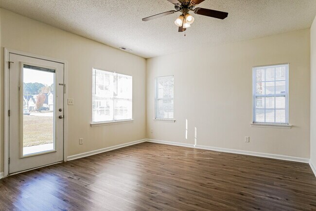 Building Photo - 6802 Paint Rock Ln