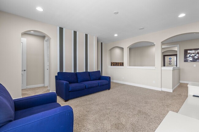 Building Photo - Luxury Waterfront Pool Home in Laureate Park | 4BR + Water Views