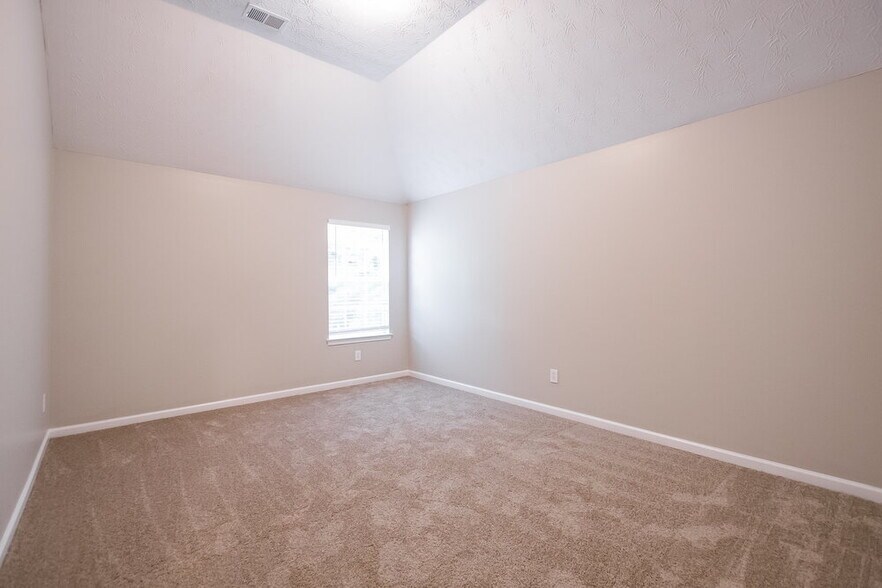 Building Photo - 11248 James Madison Dr