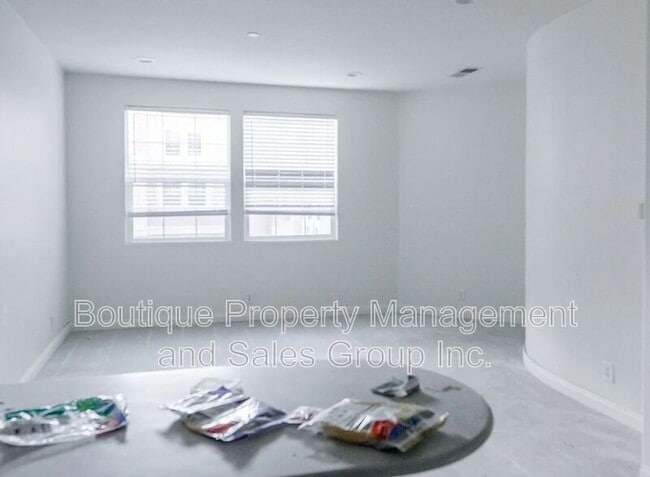 Building Photo - 20 Imperial Aisle