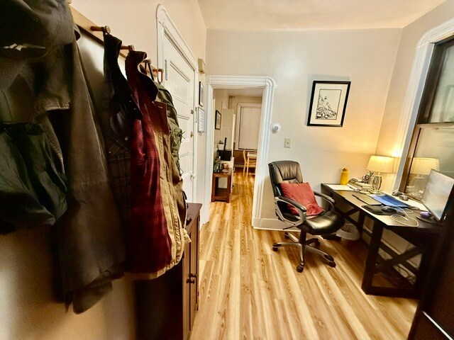 Building Photo - 26 1/2 Charter St