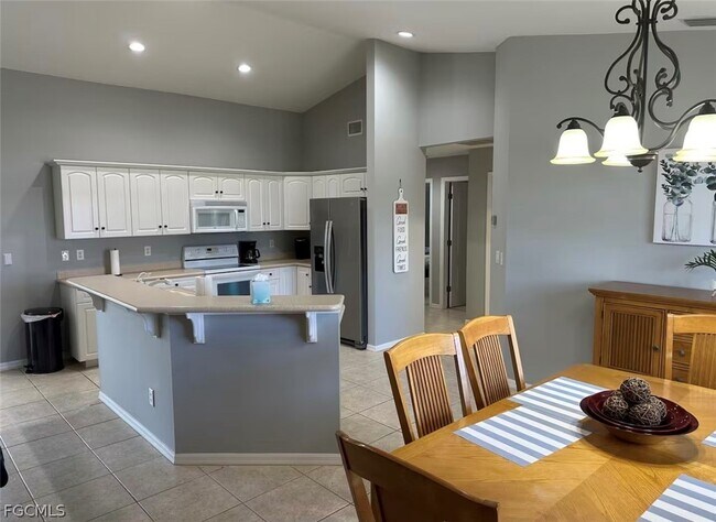 Building Photo - 1804 NW 20th Pl