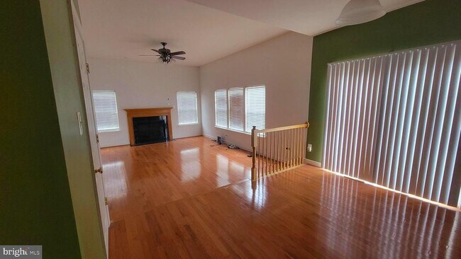 Building Photo - 8284 Harper Dr